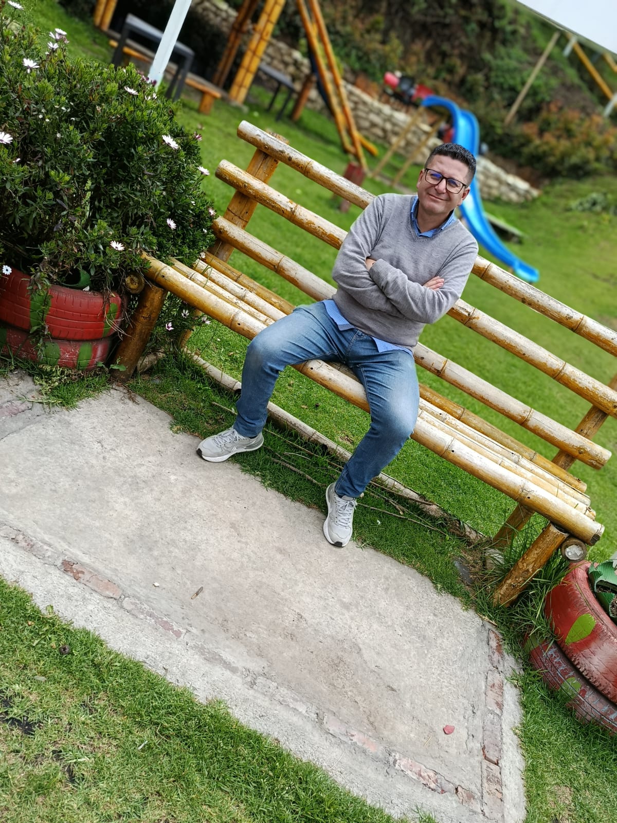 ANDRES RIVAS